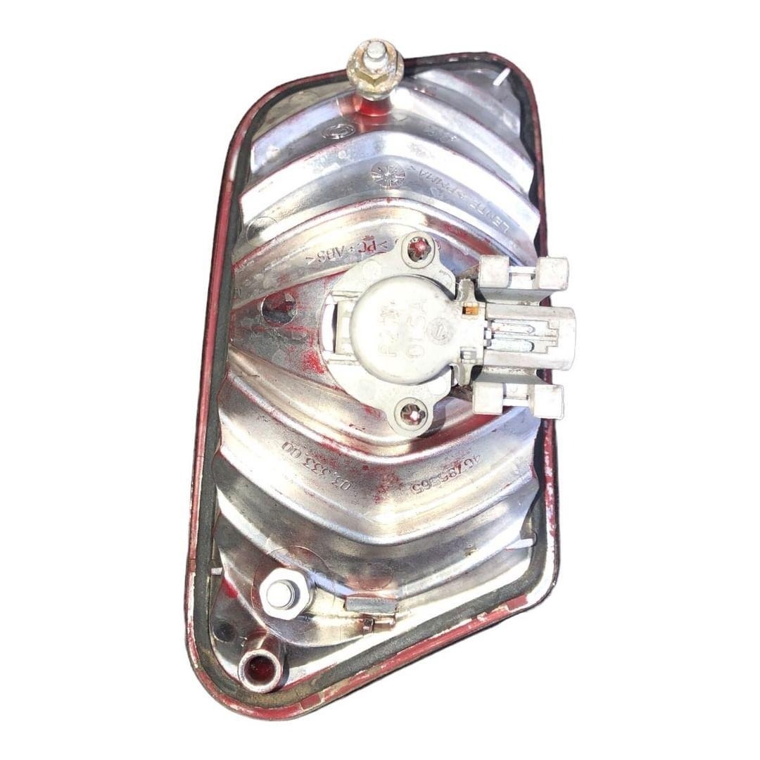 Lanterna Esquerda Tampa Traseira Fiat Stilo 2003 3