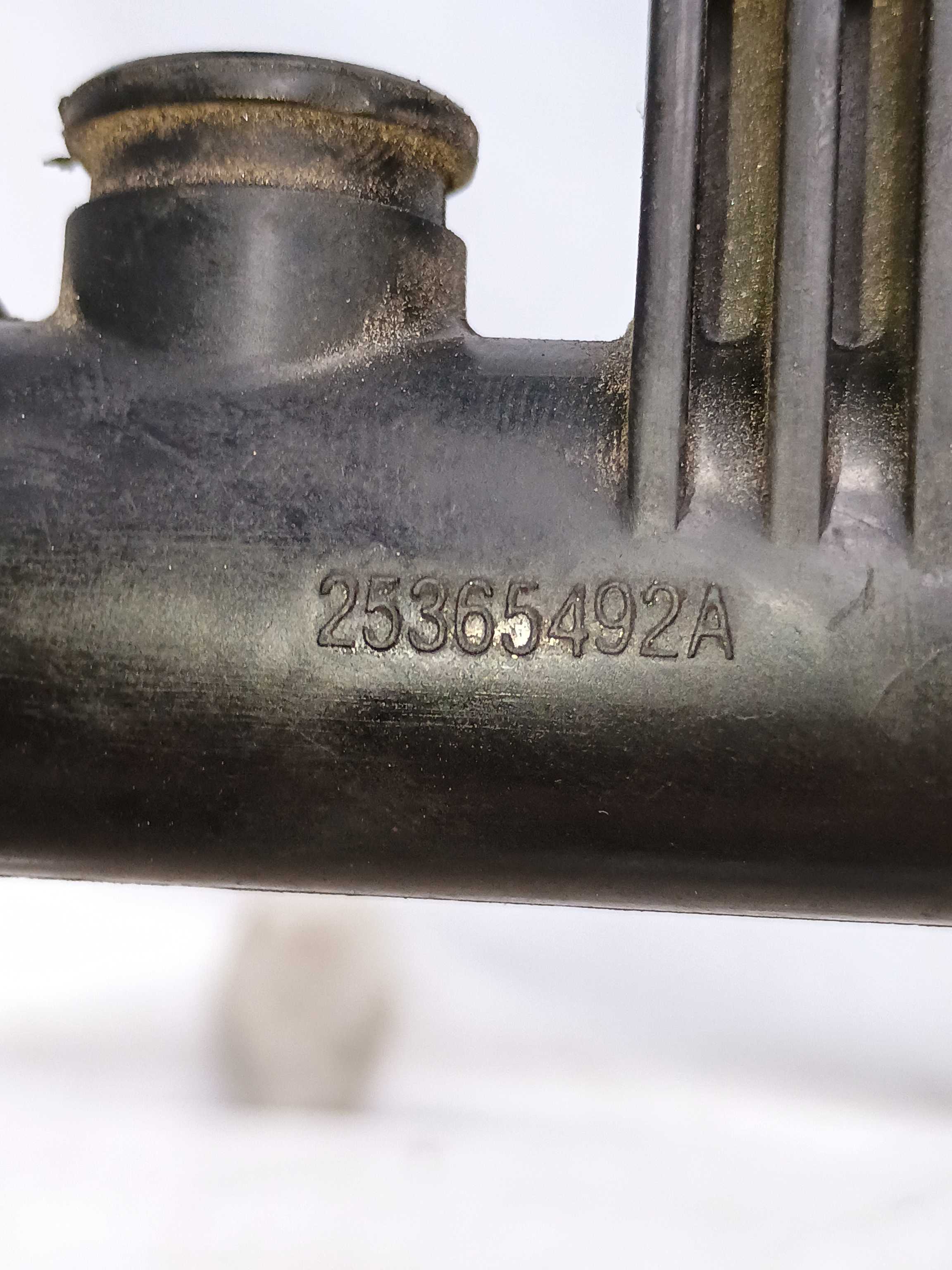 Flauta Bico Injetor Gm Onix 1.0 2016 25365492a 4