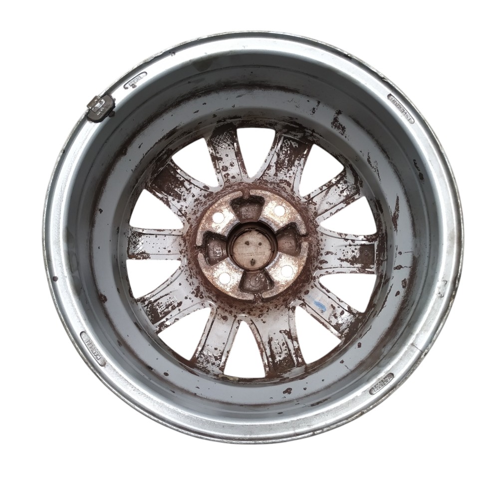 Roda Aro 15 Peugeot 206 2004 Com Detalhe 3