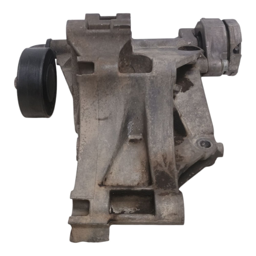 Suporte Alternador Seat Cordoba 1997 037903143g *detalhe 2