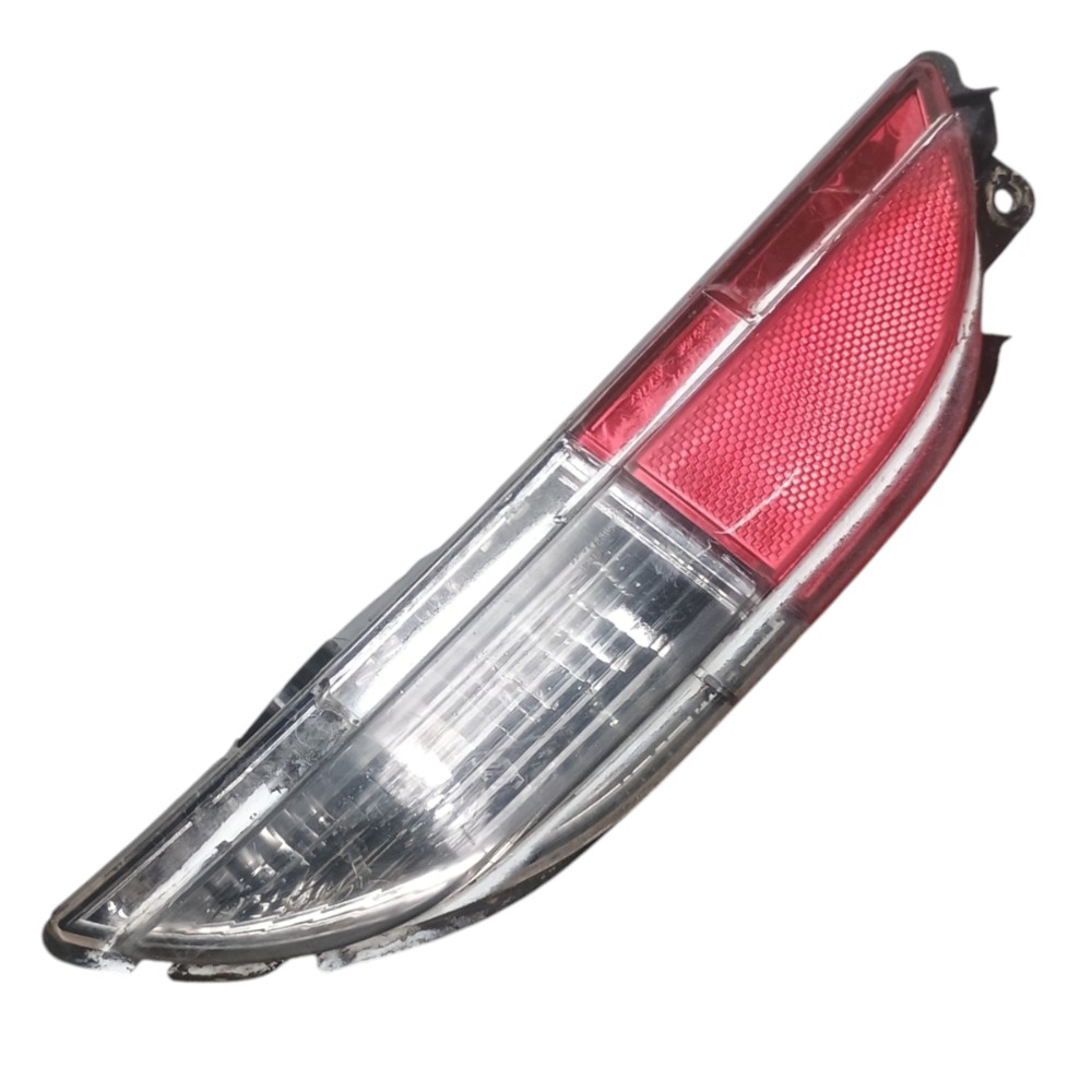 Lanterna Luz Ré Traseira Direita Fiat Punto 2012 *detalhe 1