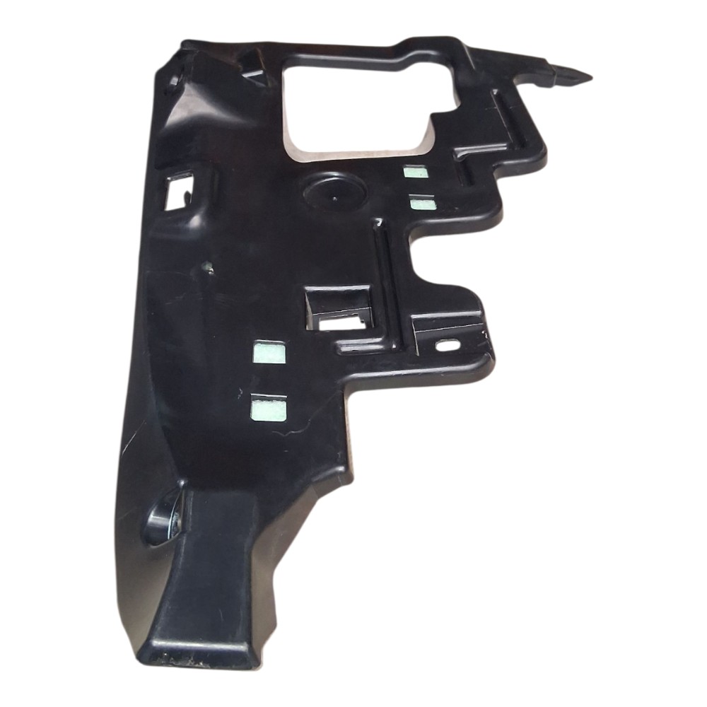 acabamento inferior esquerdo painel Toyota Yaris SD 2021 3