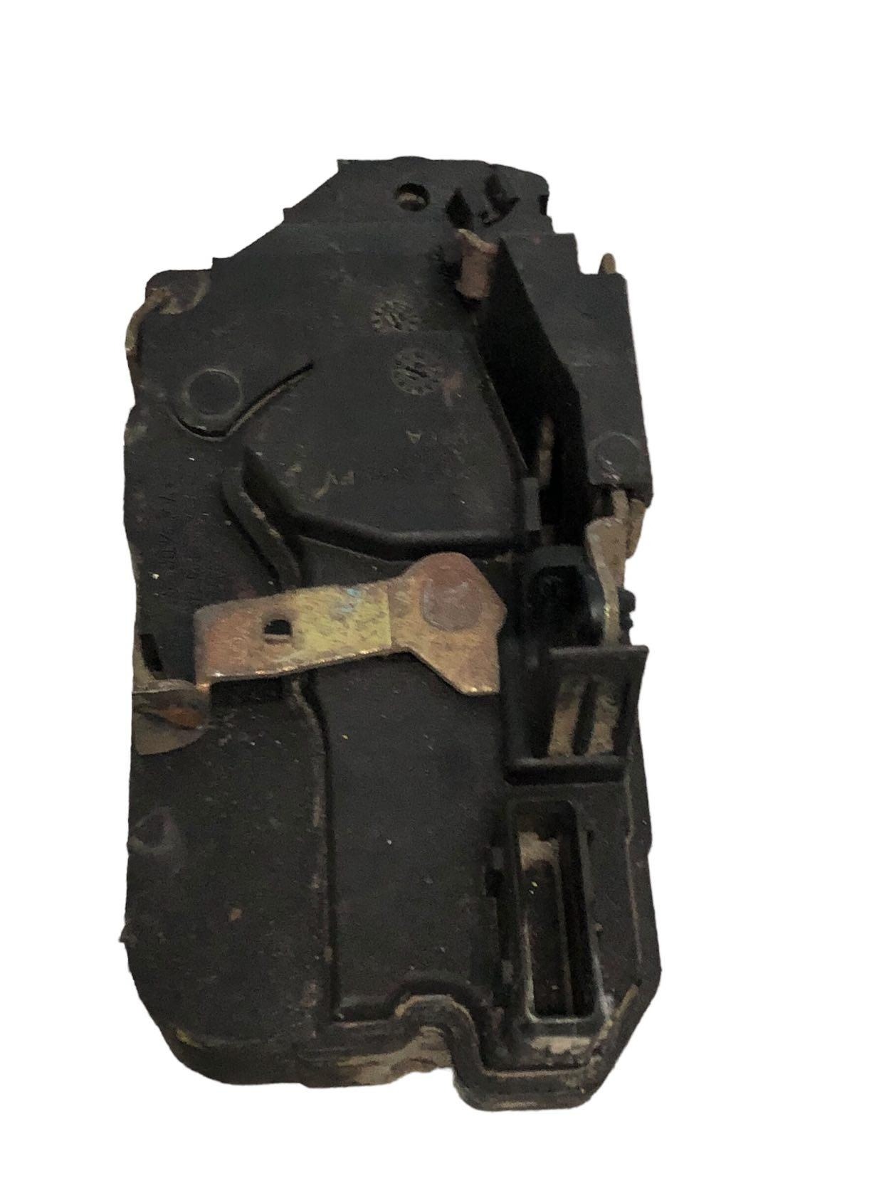 Fechadura Traseira Esquerda Peugeot 206 2006 2