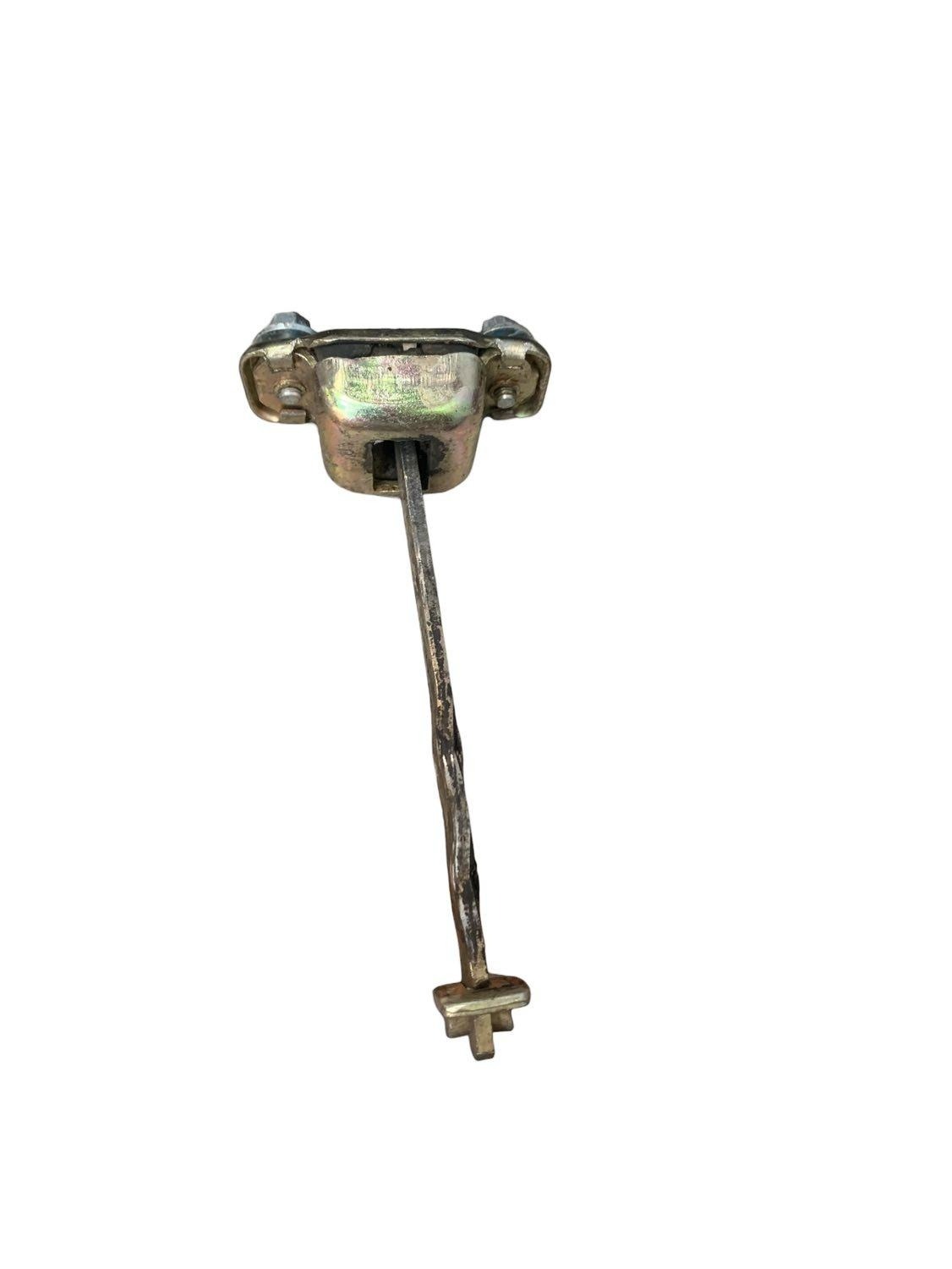 Limitador Porta Dianteira Esquerda Gm Classic 2012 1