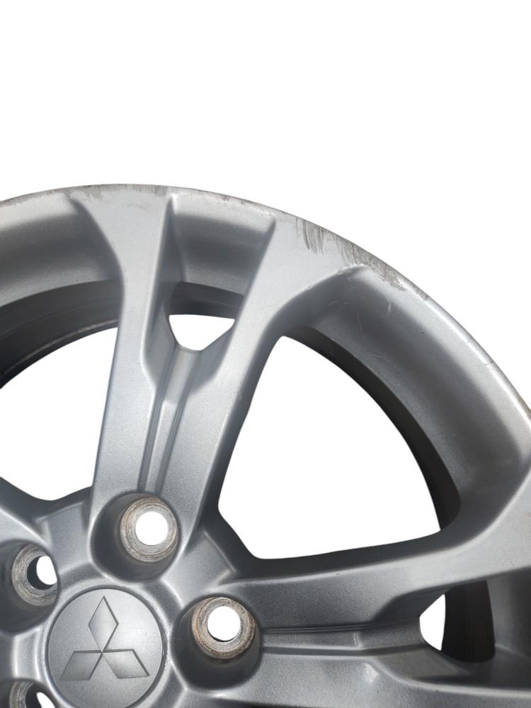 Roda Aro 18 Mitsubishi Outlander 2015 Com Detalhe 2