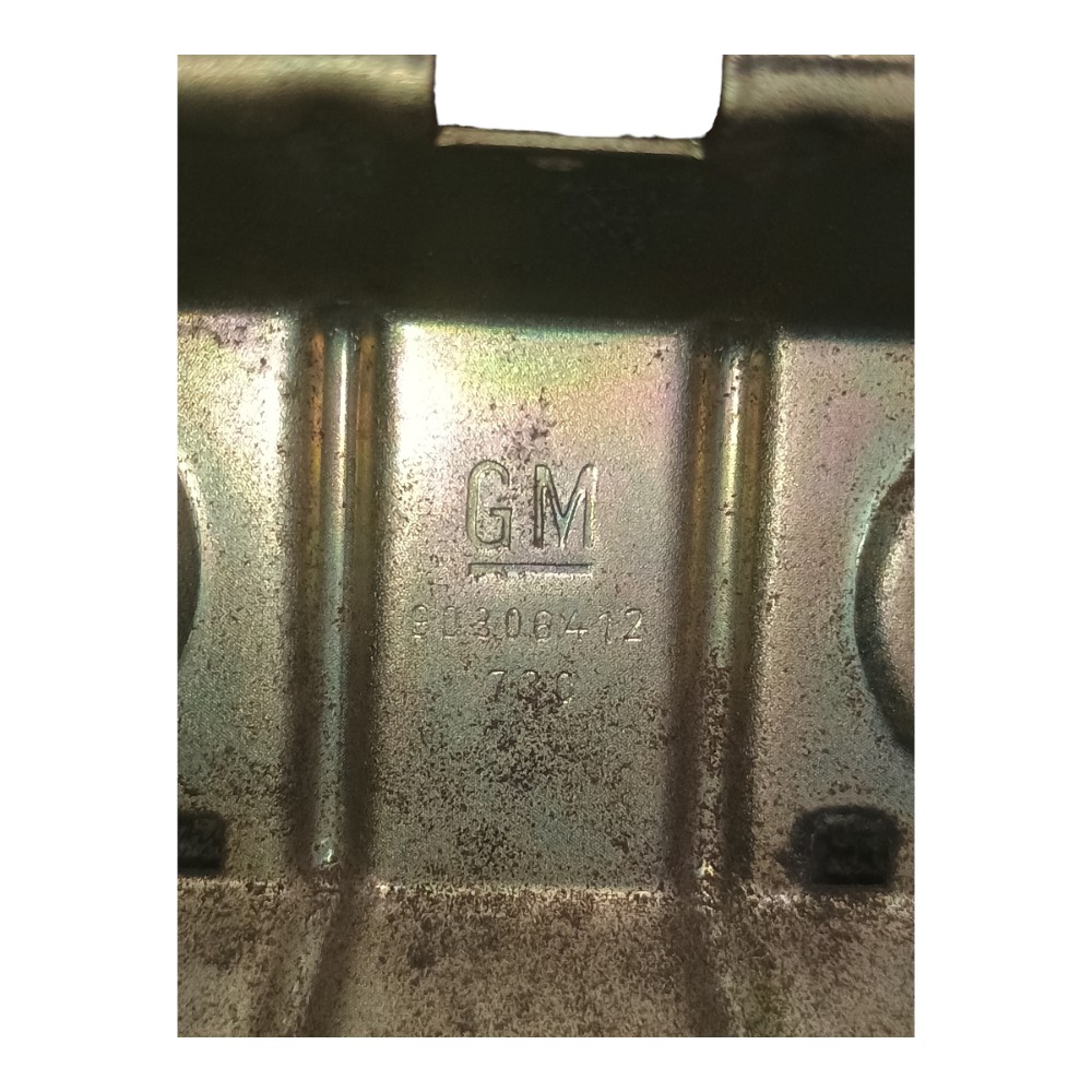 Suporte Maçaneta Externa Traseira Esquerda Gm Corsa 1998 A1 4