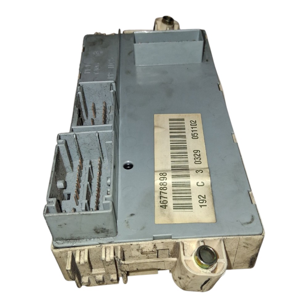 Caixa Fusíveis Stilo 2003 Á 2007 46778898 3