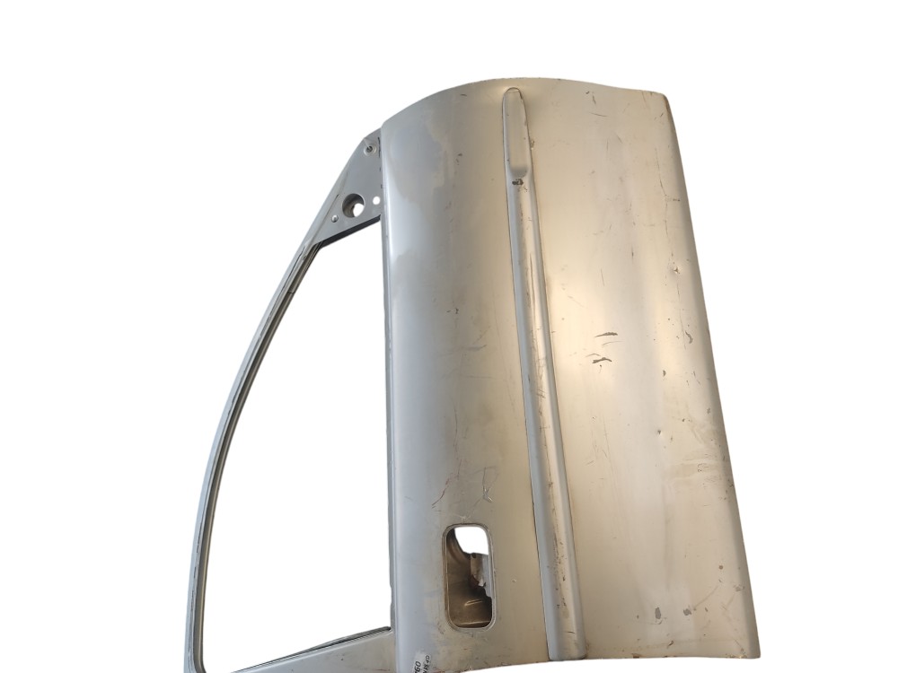 Porta Dianteira Direita Chevrolet Corsa Super  1999 2