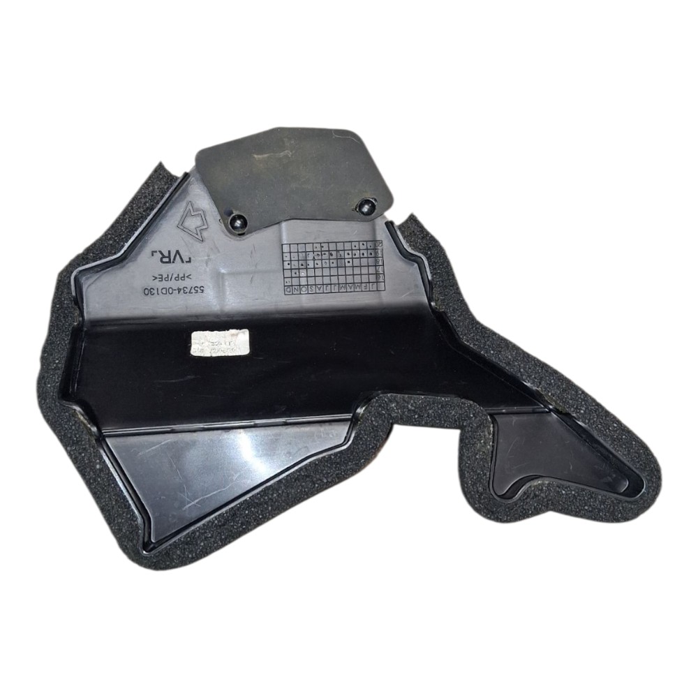 Defletor direito churrasqueira Toyota Yaris 2021 557340D130 6