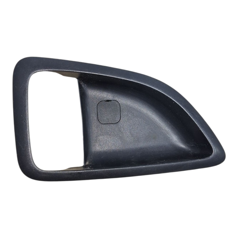 Moldura Maçaneta Interna Porta Diant Esq Hyundai Ix35 2014  – Preto – Dianteira 1