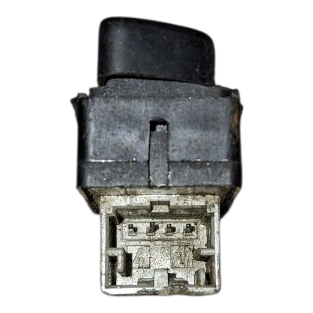 Botão Vidro Elétrico Porta Tras Esquerda Vw Polo Sedan 2008 6