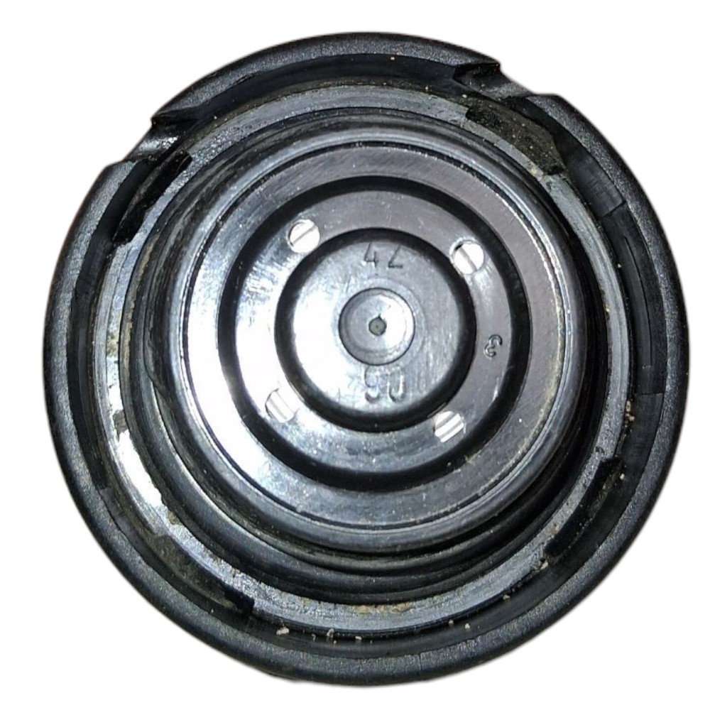 Tampa Tanque Combustível Vw Polo Sedan 1.6 2008 1h0201553 Preto 2008 2