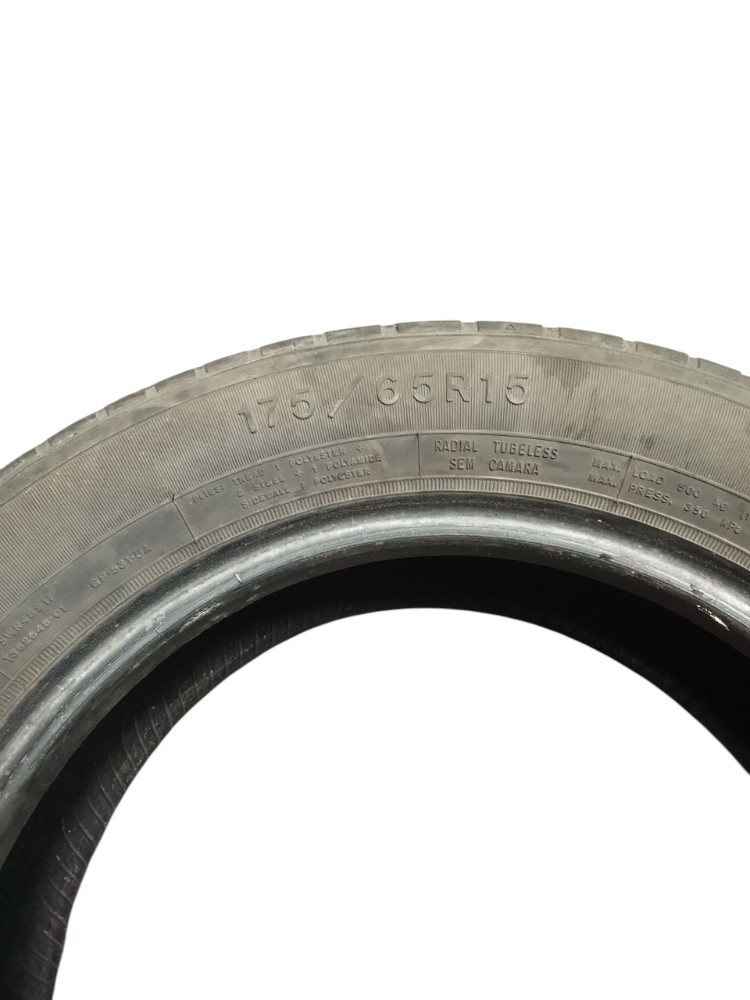 Pneu 175/65r15