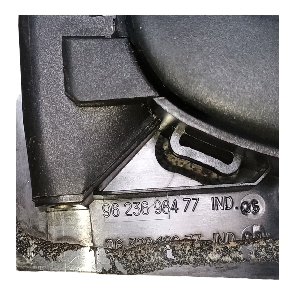 Maçaneta Interna Lado Esquerdo Peugeot 206 207 1998 A 2015 Preto/prata Traseira 3