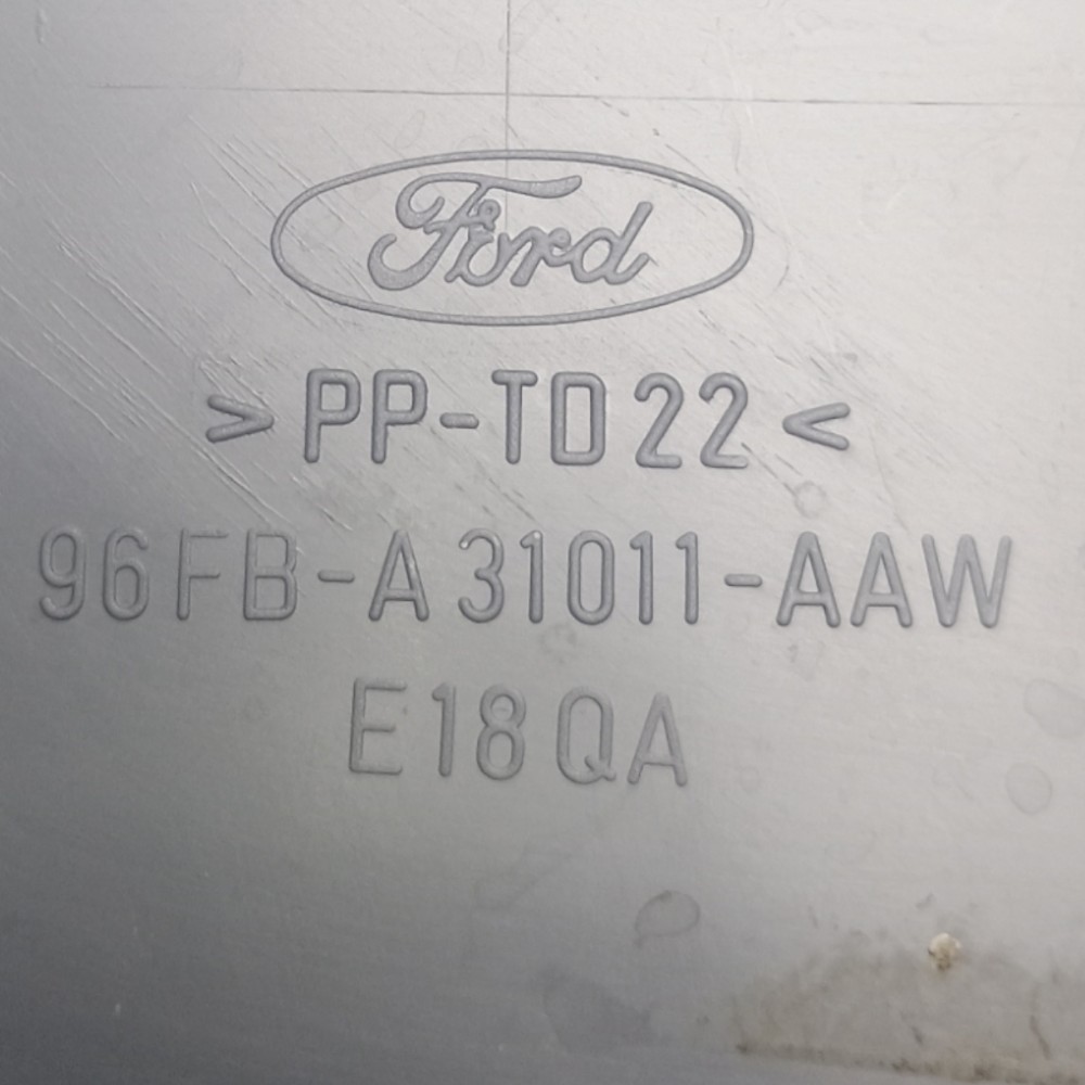 Acabamento Coluna Tras Esq Ford Fiesta 1997 96fba31011aaw 4