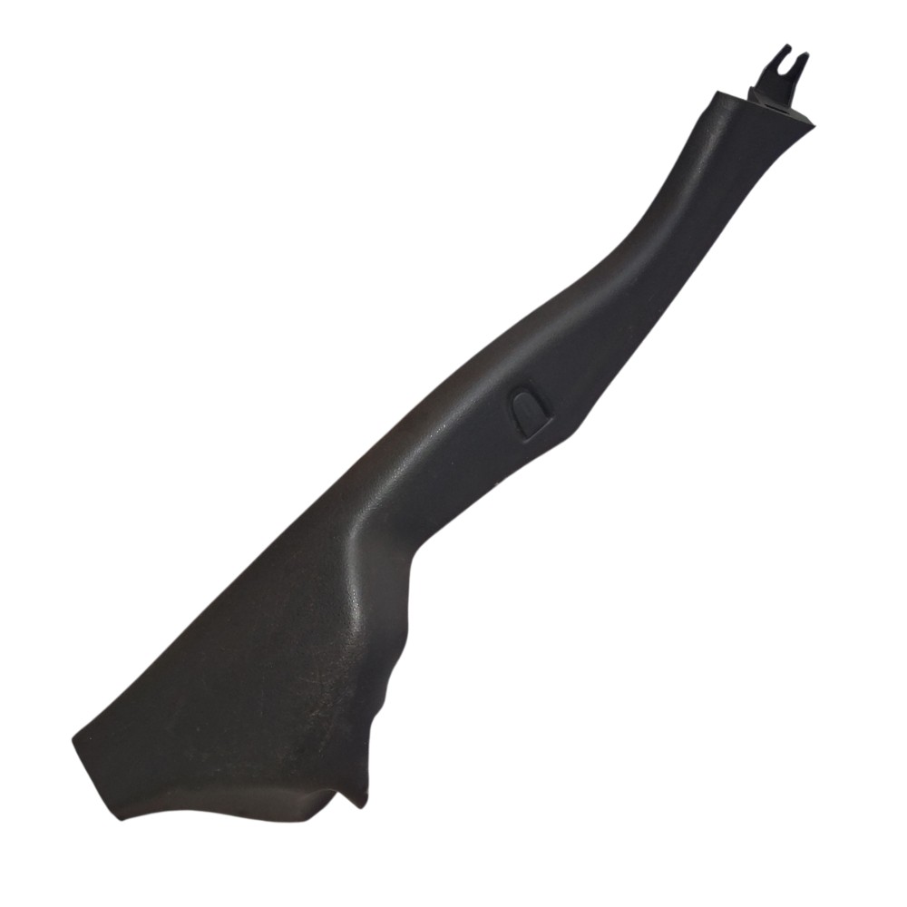 Moldura Lateral Banco Traseiro Direito Vw Polo Sedan 2008 Preto 1