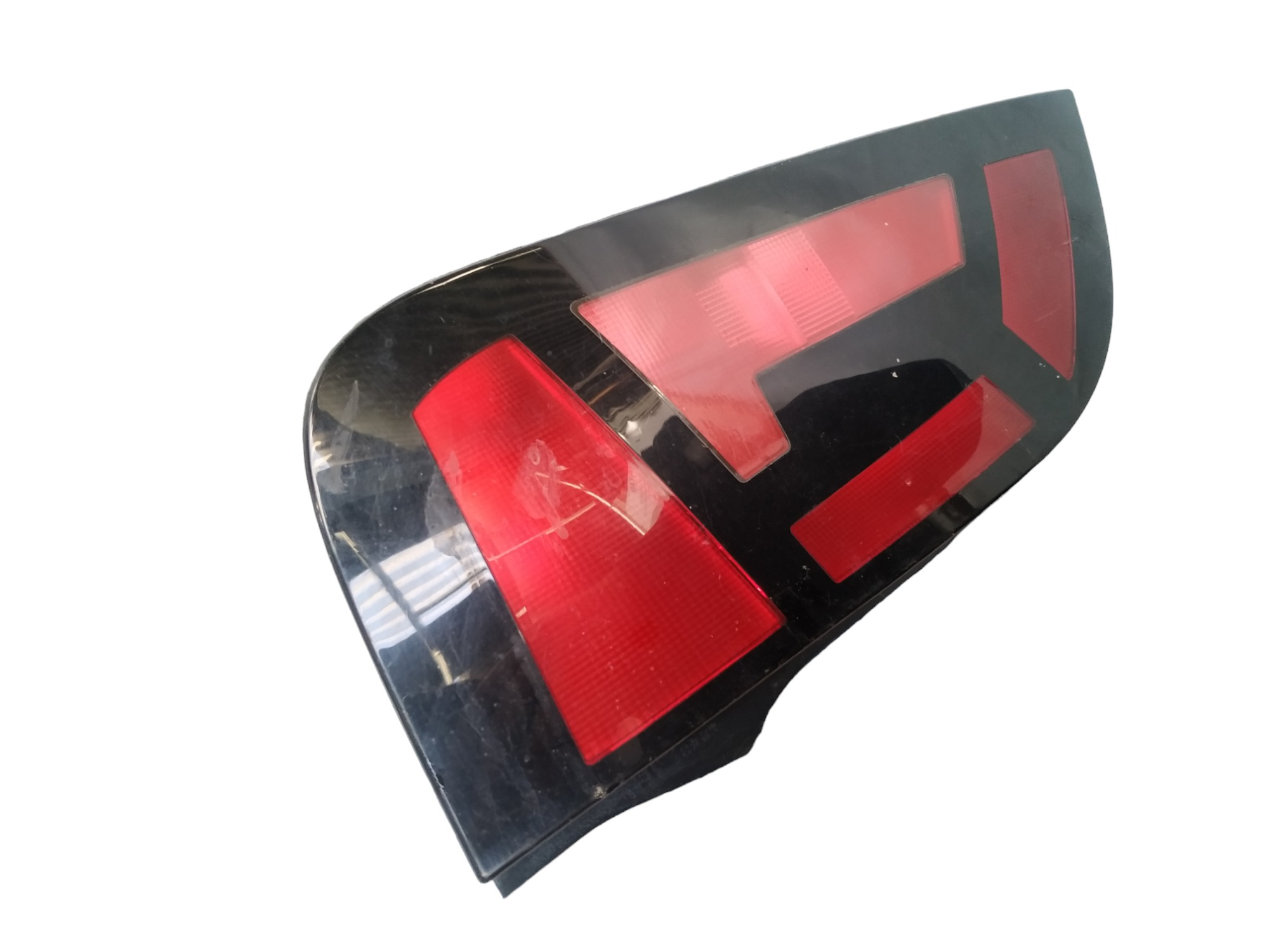Lanterna Esquerda Tsi Vw Up 2010 A 2018 – Esquerdo – Vermelho 1