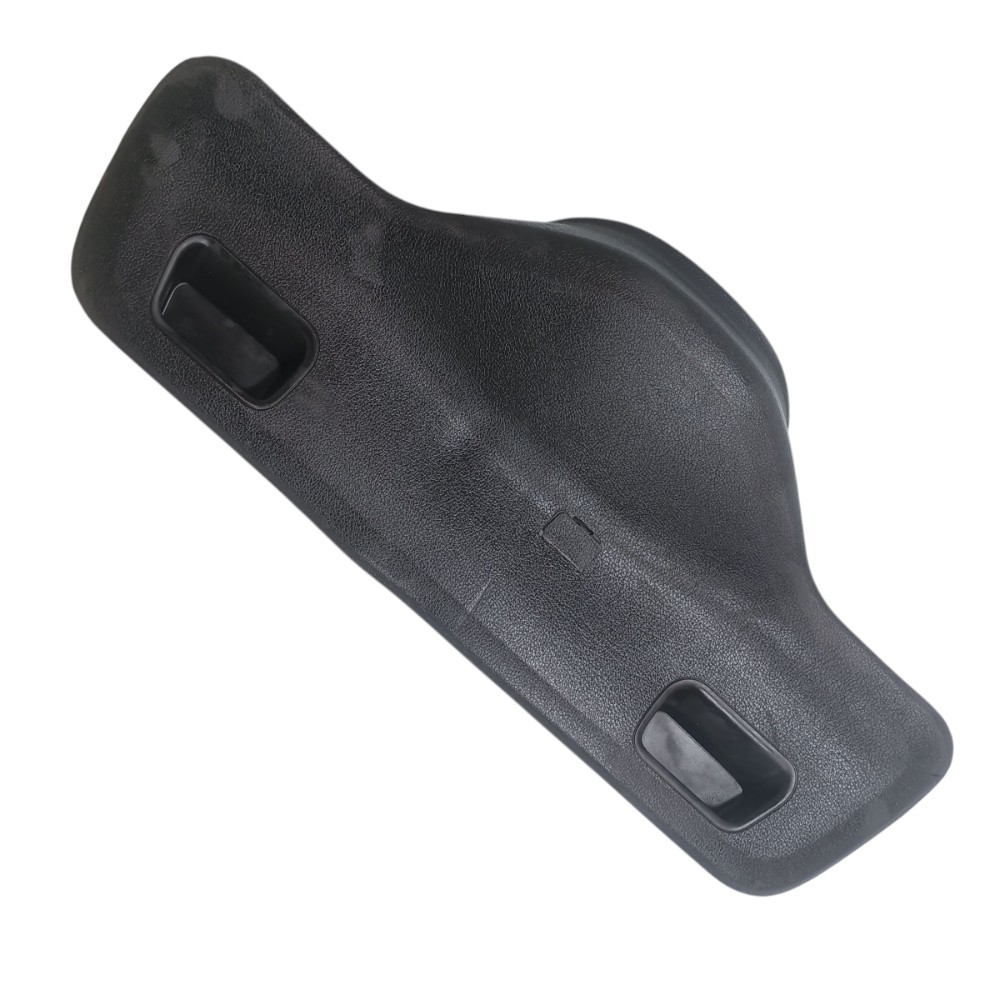 Acabamento Tampa Traseira Peugeot 206 2000 A 2010 *detalhe 1