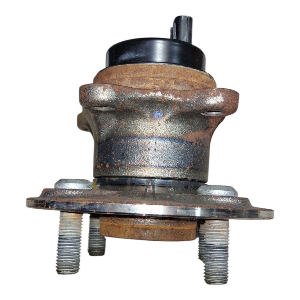 Cubo roda traseira direita Toyota Yaris SD 2021 1