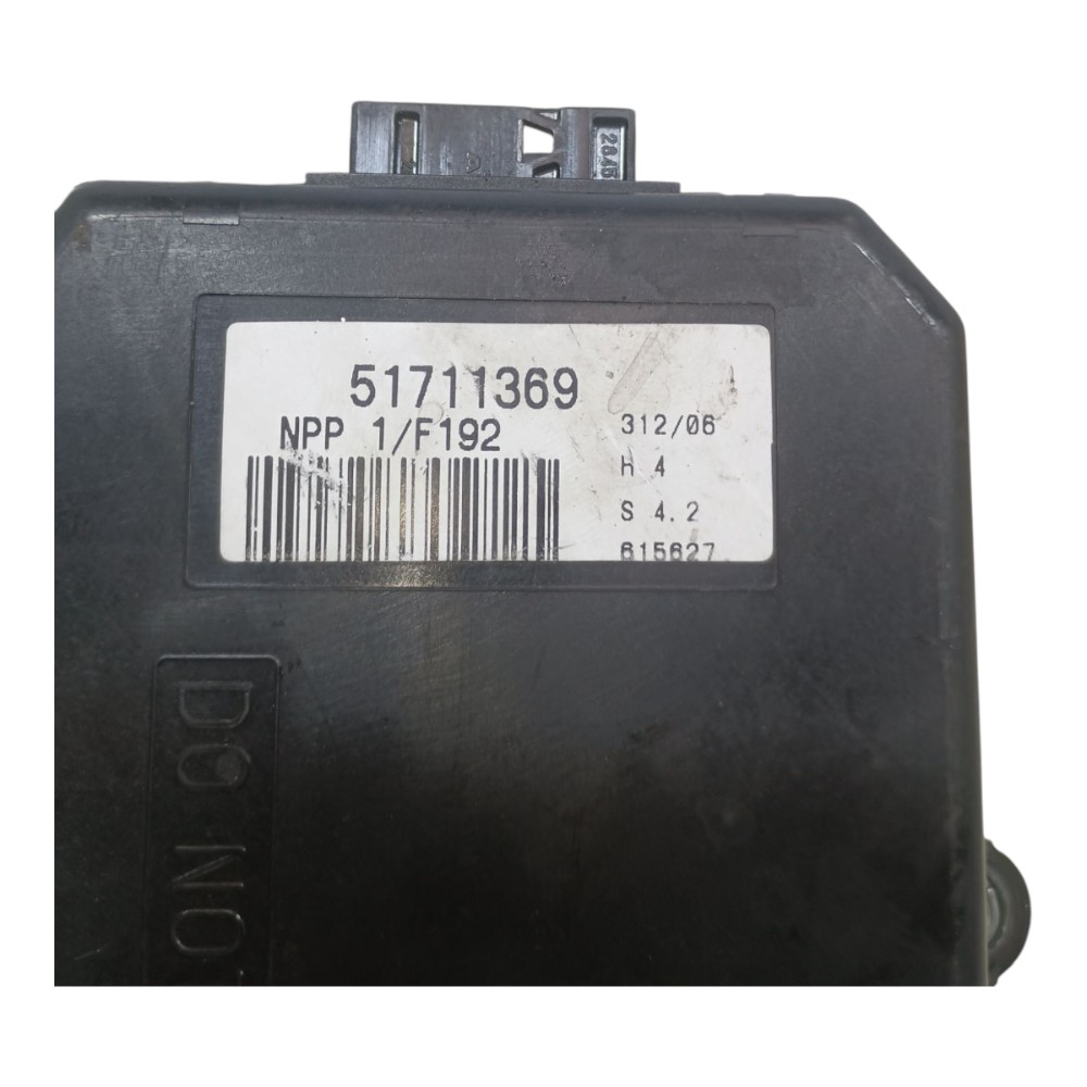 Módulo Conforto Vidro Dianteiro Direito Fiat Stilo 2007 51711369 9