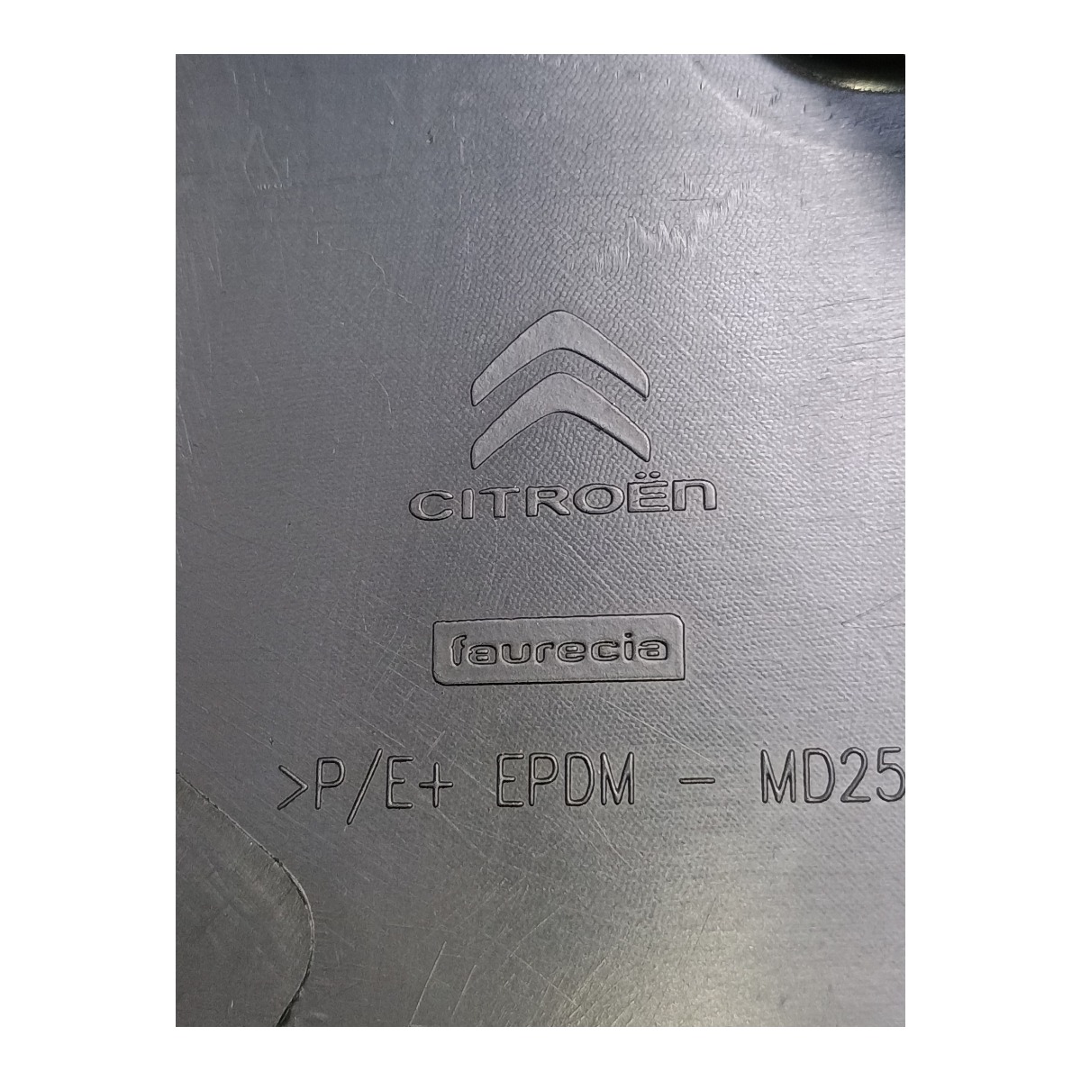 Moldura Inferior Coluna Direção Citroen C3 Picasso 2013 7