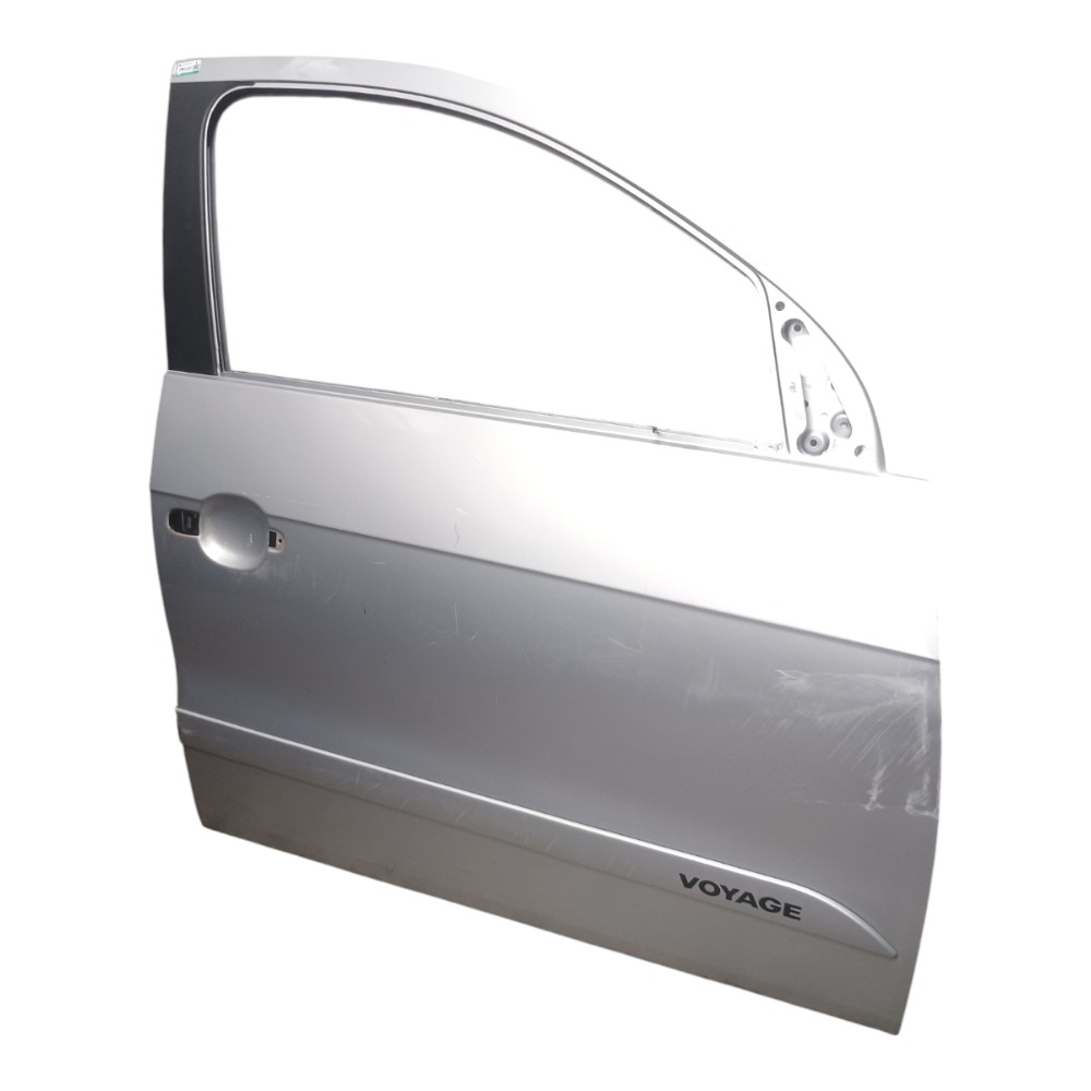 Porta Dianteira Direita Vw Voyage 1.6 2022 *detalhes  Dianteira Direita Prata 1