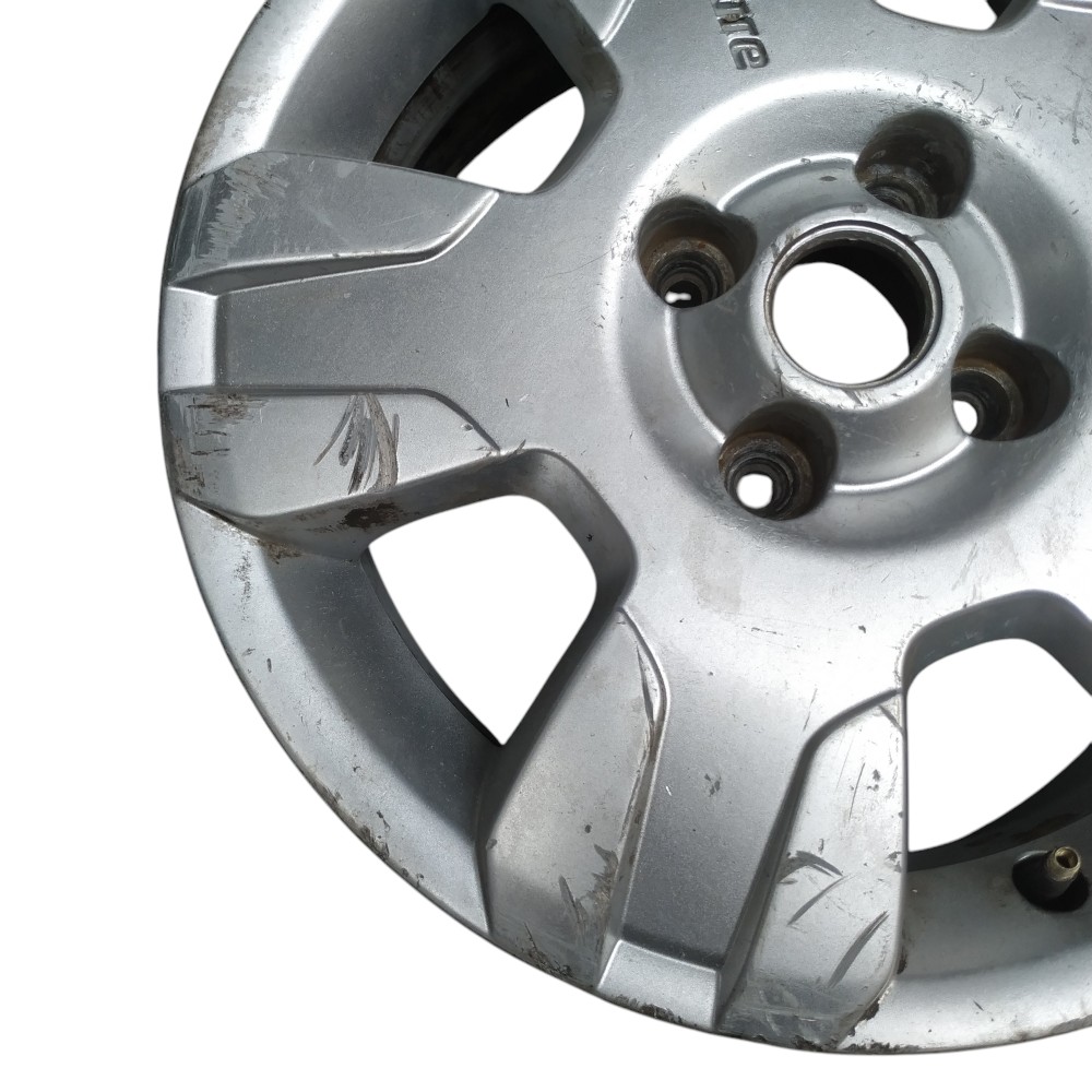 Roda Aro 15 Fiat Idea Adventure 2007 2