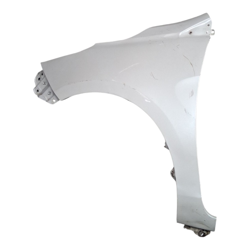 Paralama esquerdo Toyota Yaris SD 2021 *detalhes 1