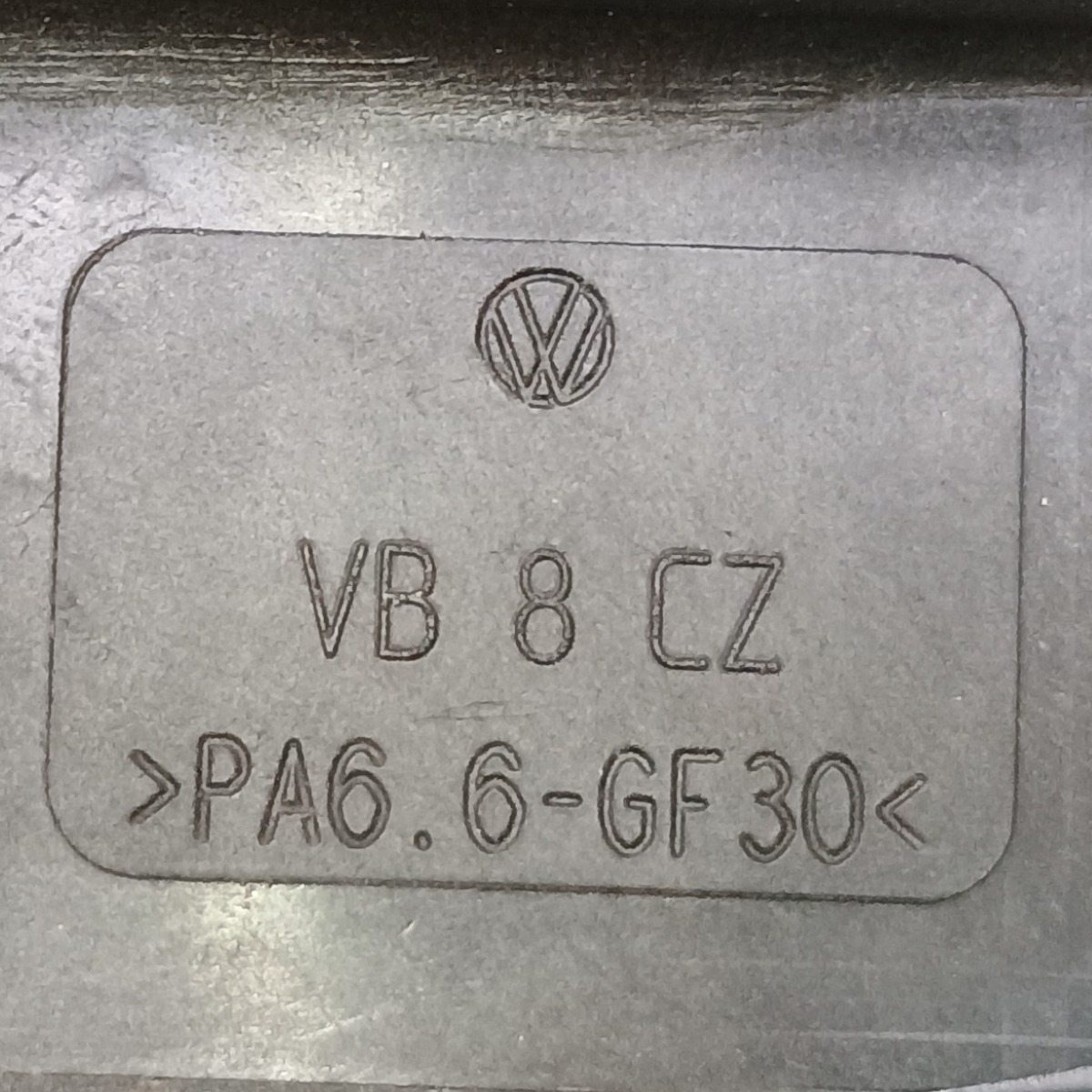 Carcaça Válvula Termostática Vw Gol 1996 À 2008 C/detalhes 7