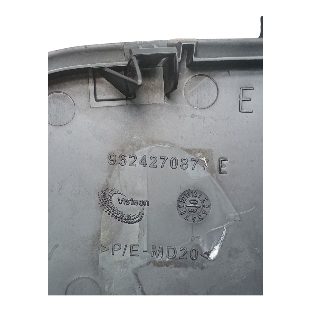 Tampa Lateral Esquerda Painel Peugeot 206 2003 4