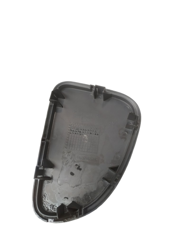 Tampa Lateral Painel Direita Peugeot 206 207 2010 2