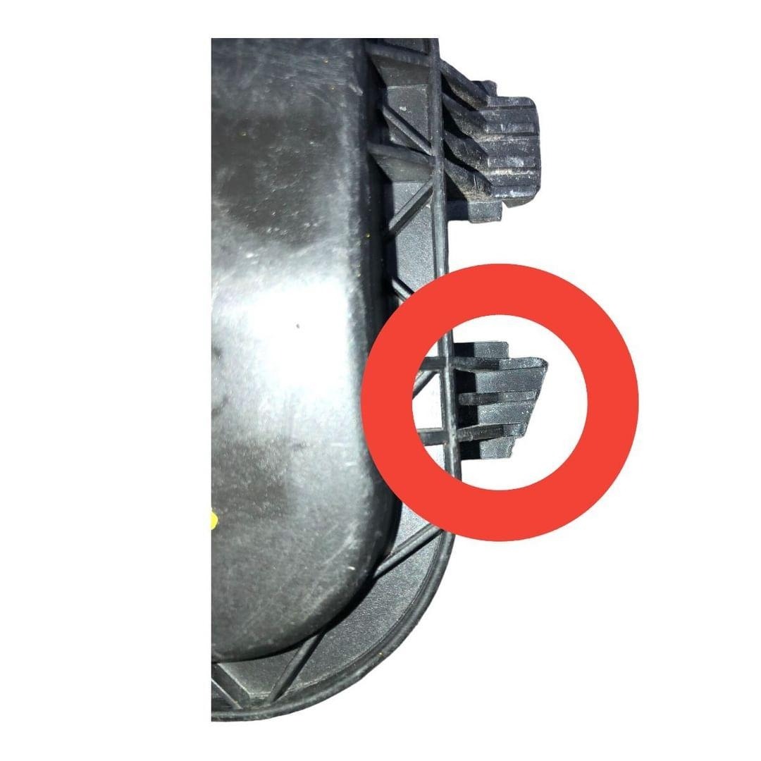 Tampa Vedação Farol Esquerdo Fiat Palio 2001/03 Com Detalhe 3