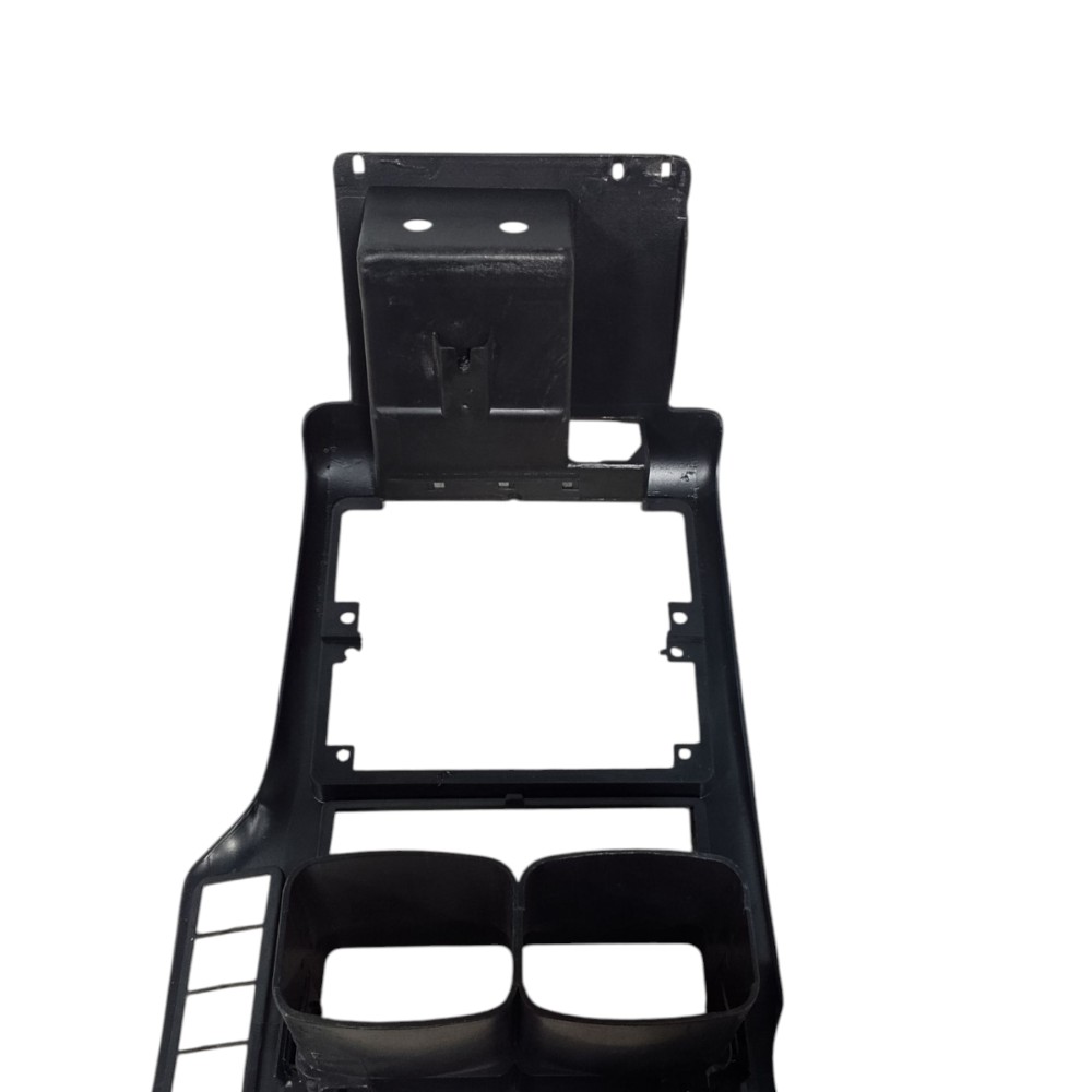 Moldura Central Painel Do Radio Polo Classic E Seat Cordoba 3