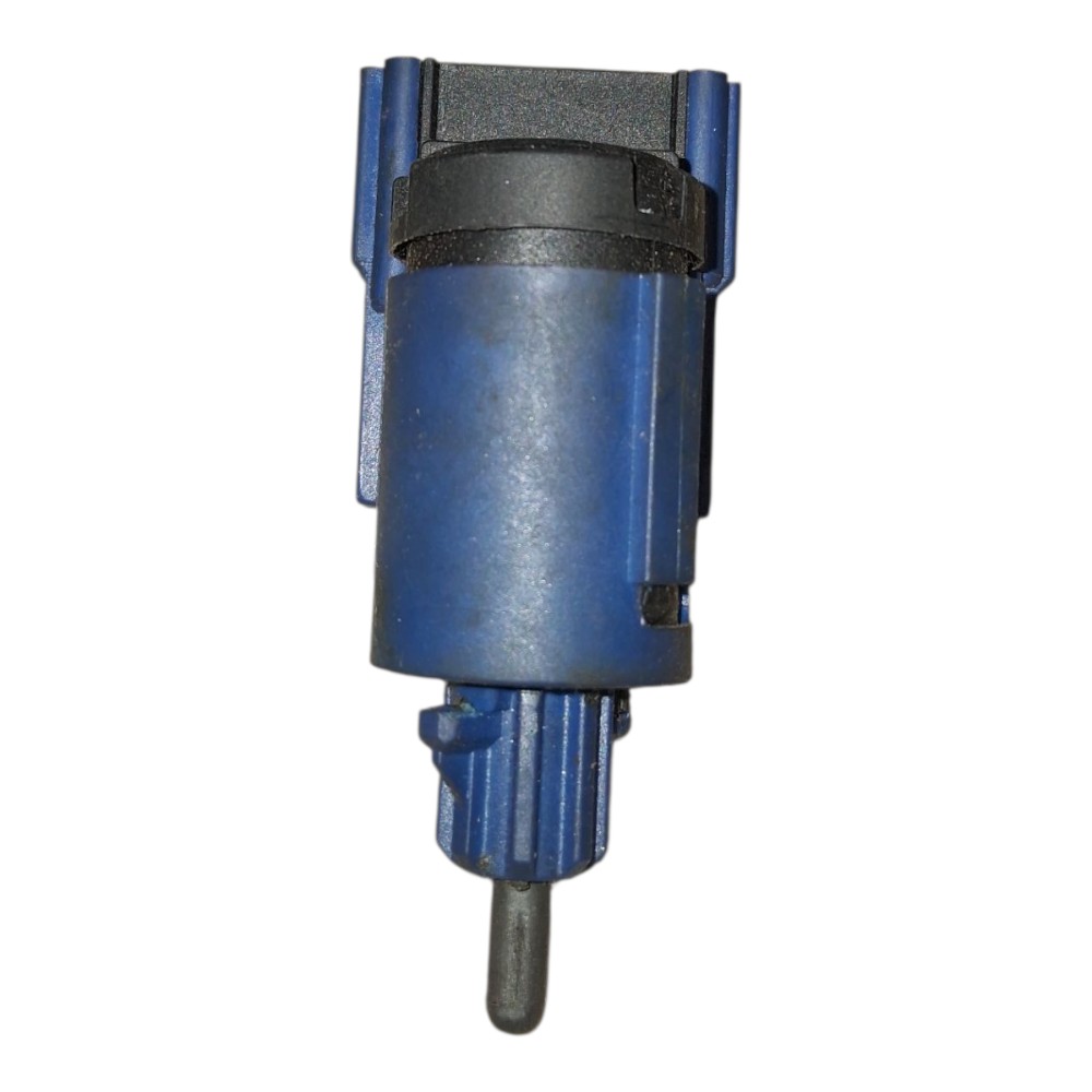 Sensor Interruptor Pedal Embreagem Vw Polo Sedan 1.6 2008 4