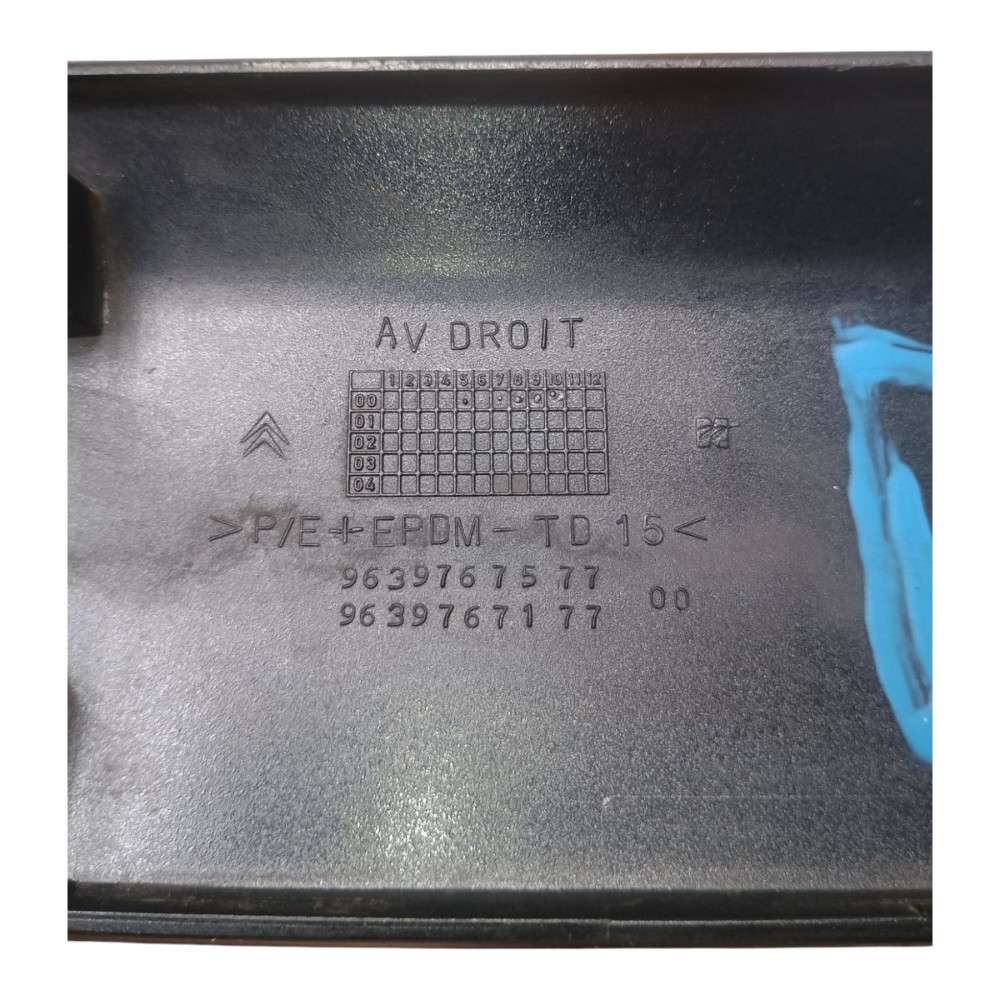 Friso Porta Dianteira Direita Citroen Xsara 2002 *detalhes 8