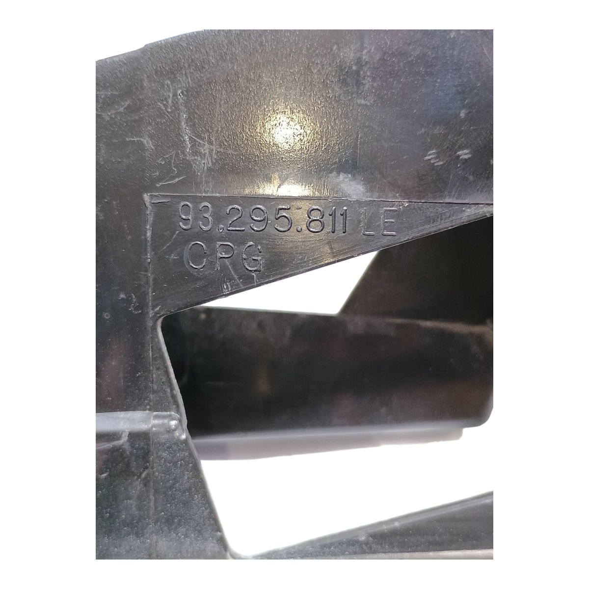 Capa Fechadura Porta Tras Esq Gm Corsa 1990/2001 Com Detalhe 8