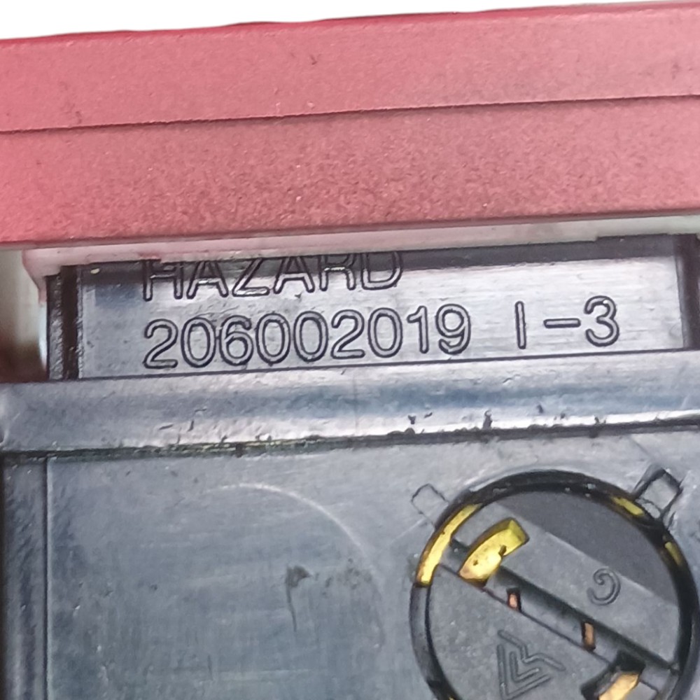 Botão Pisca Alerta Hyundai Tucson 2005 À 2015 8