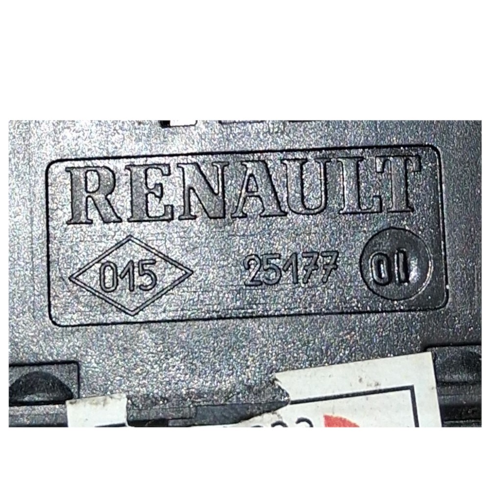 Botão Pisca Alerta Renault Clio 2008 6
