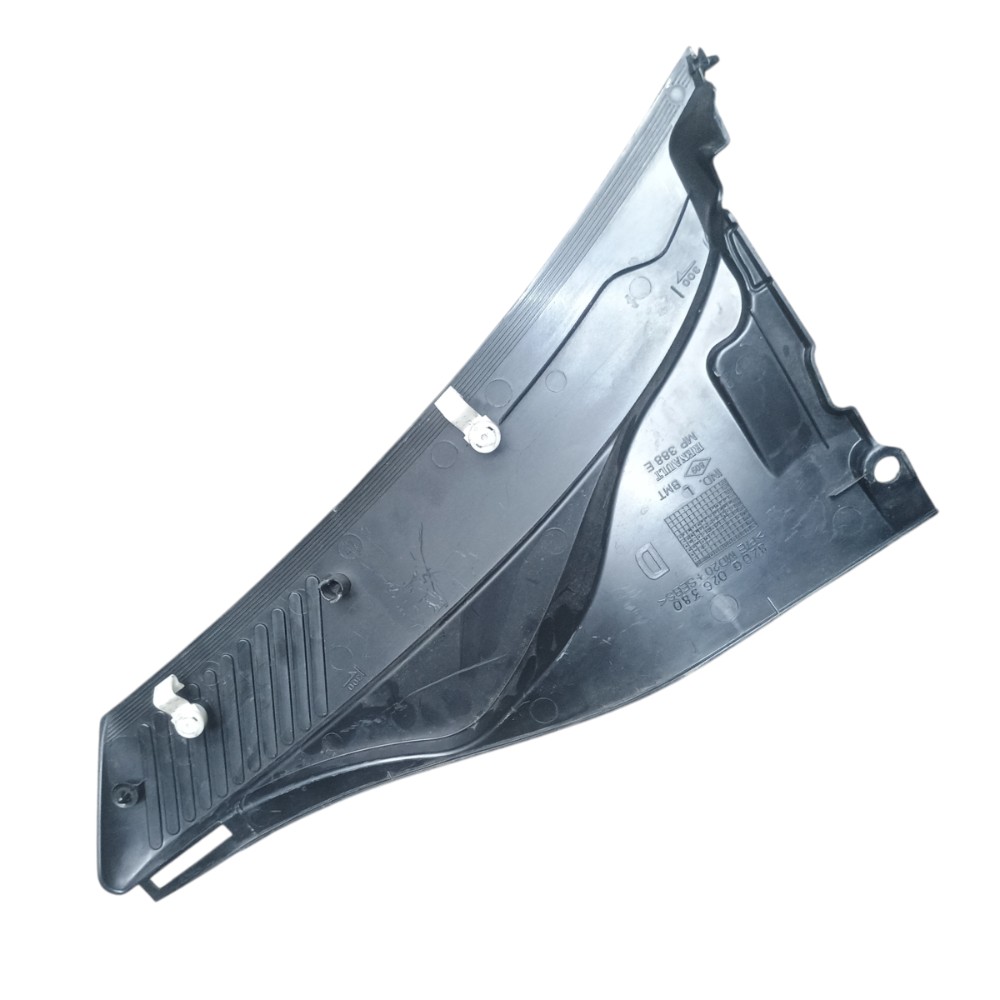 Grade Churrasqueira Direita Renault Clio Authentic 2004 3