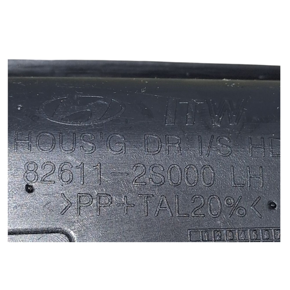 Moldura Maçaneta Interna Porta Tras Esq Hyundai Ix35 2014  Preto Traseira 6