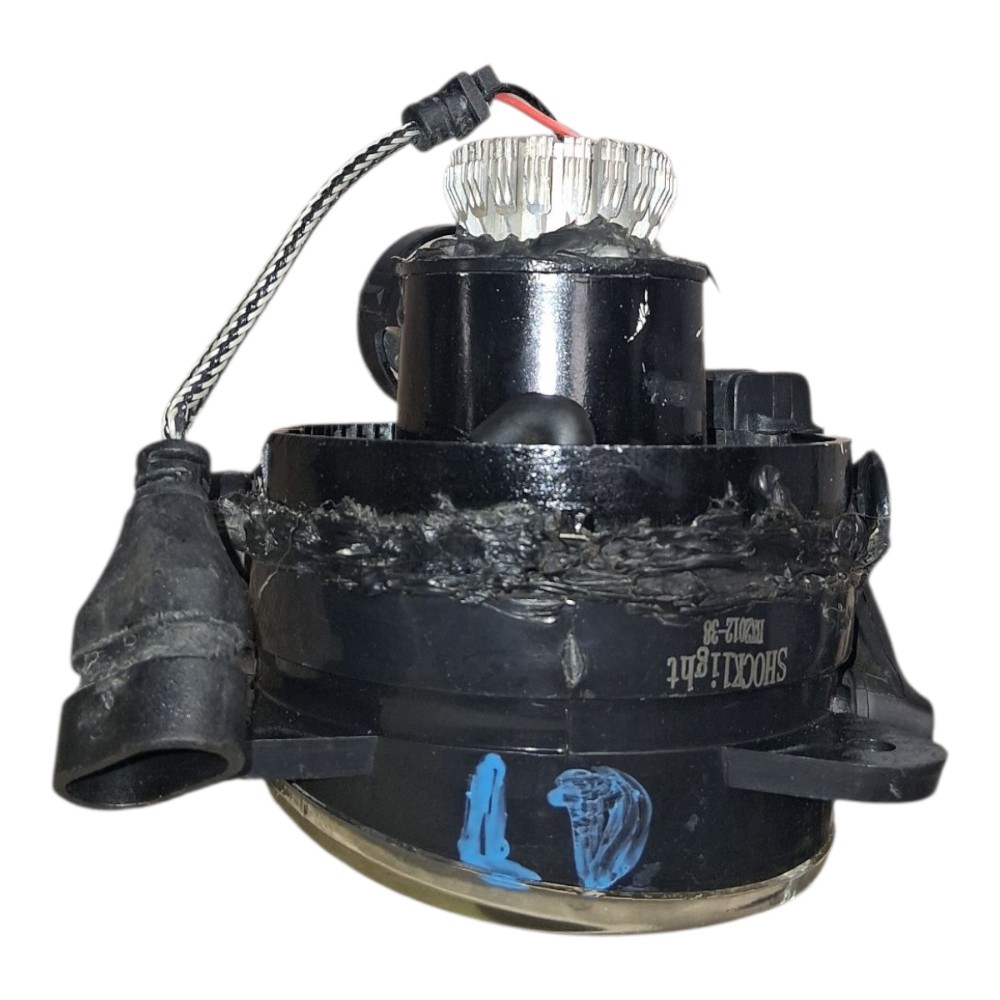 Farol Milha Direito Vw Polo Sedan 1.6 2008 *detalhe 3
