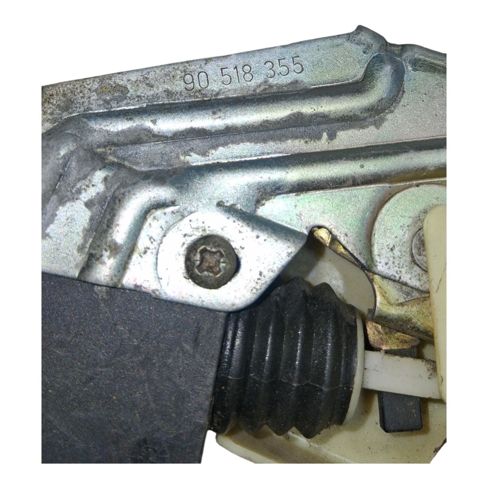 Fechadura Porta Traseira Esquerda Gm Corsa 1994 Á 2002 4