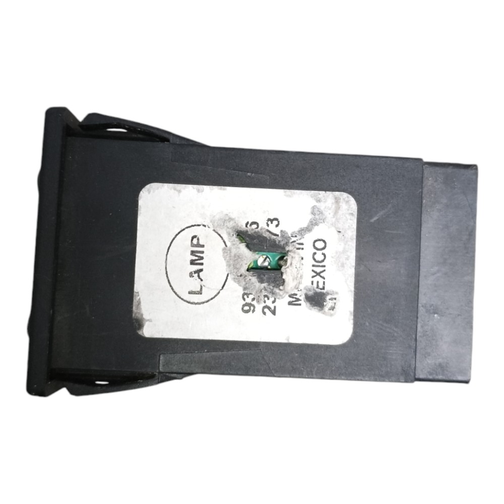 Interruptor Desembaçador Gm Blazer 1996 A 2000 Com Detalhe 2