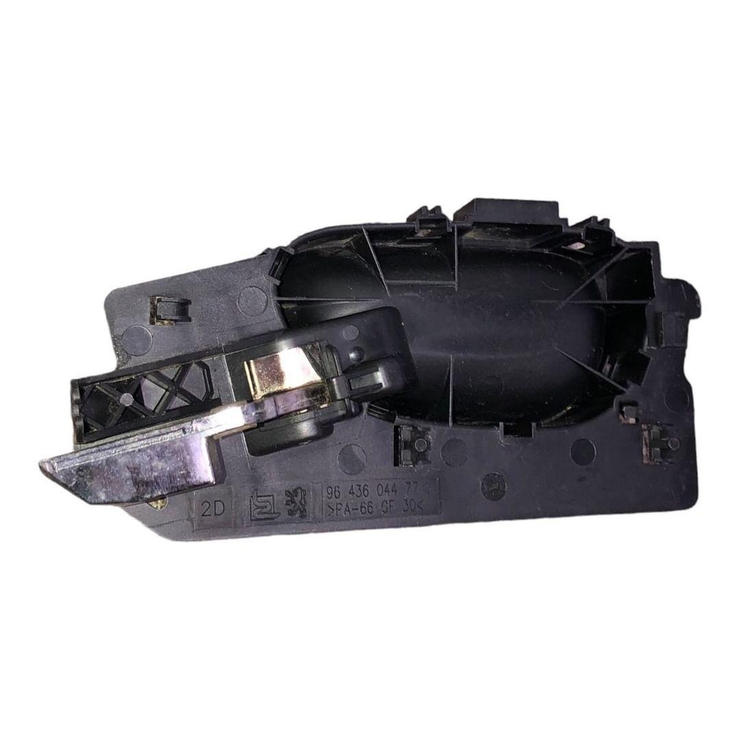 Maçaneta Interna Lado Direito Peugeot 206 207 2008 A 2013 Prata/preto Dianteira/traseira 3