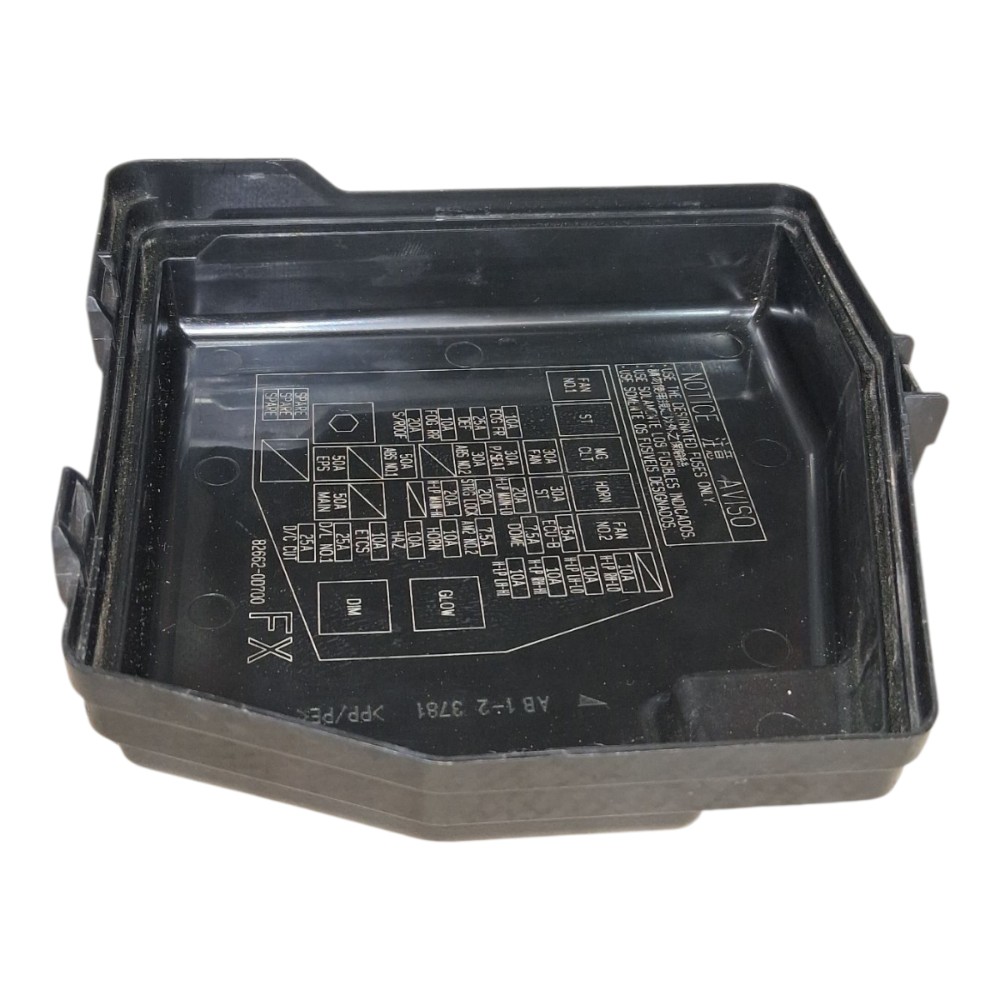 Tampa Proteção Caixa Fusíveis Toyota Yaris 2021 826620d700 7