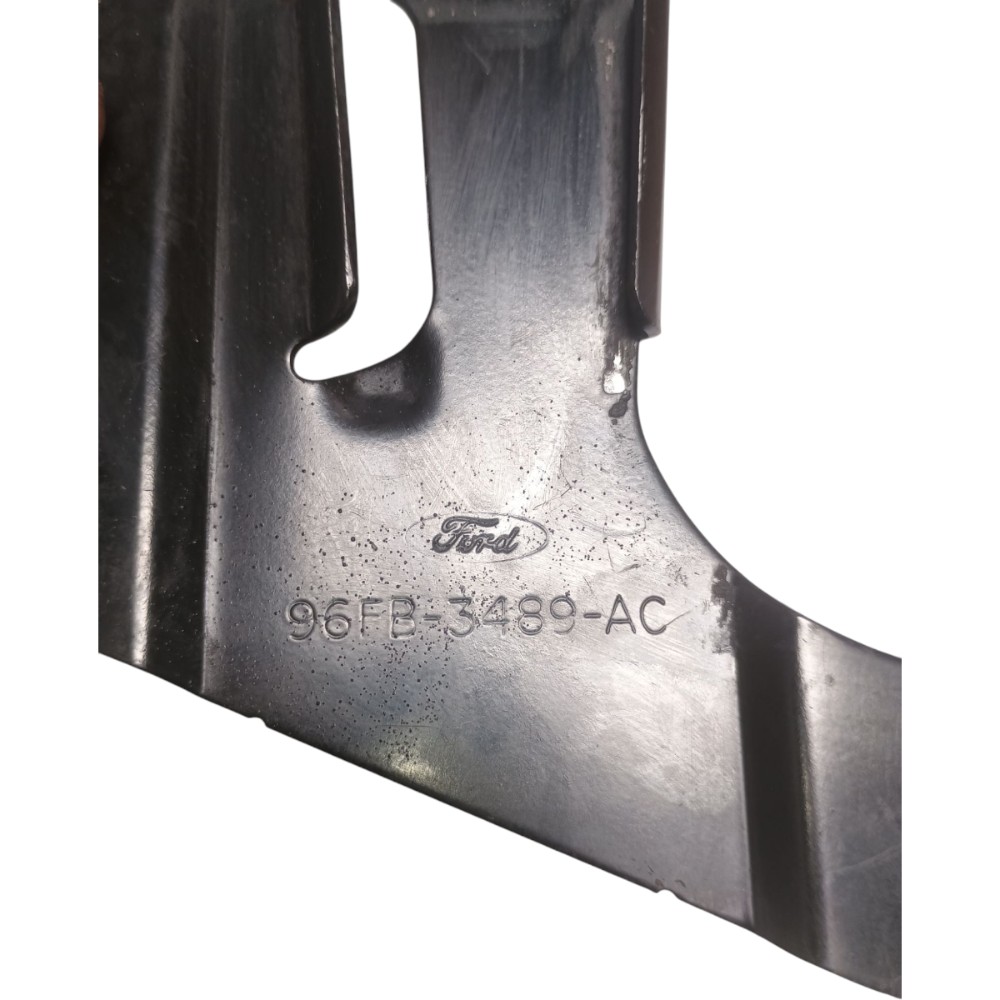 Suporte Bomba Direção Hidráulica Ford Fiesta 1996 À 2001 4