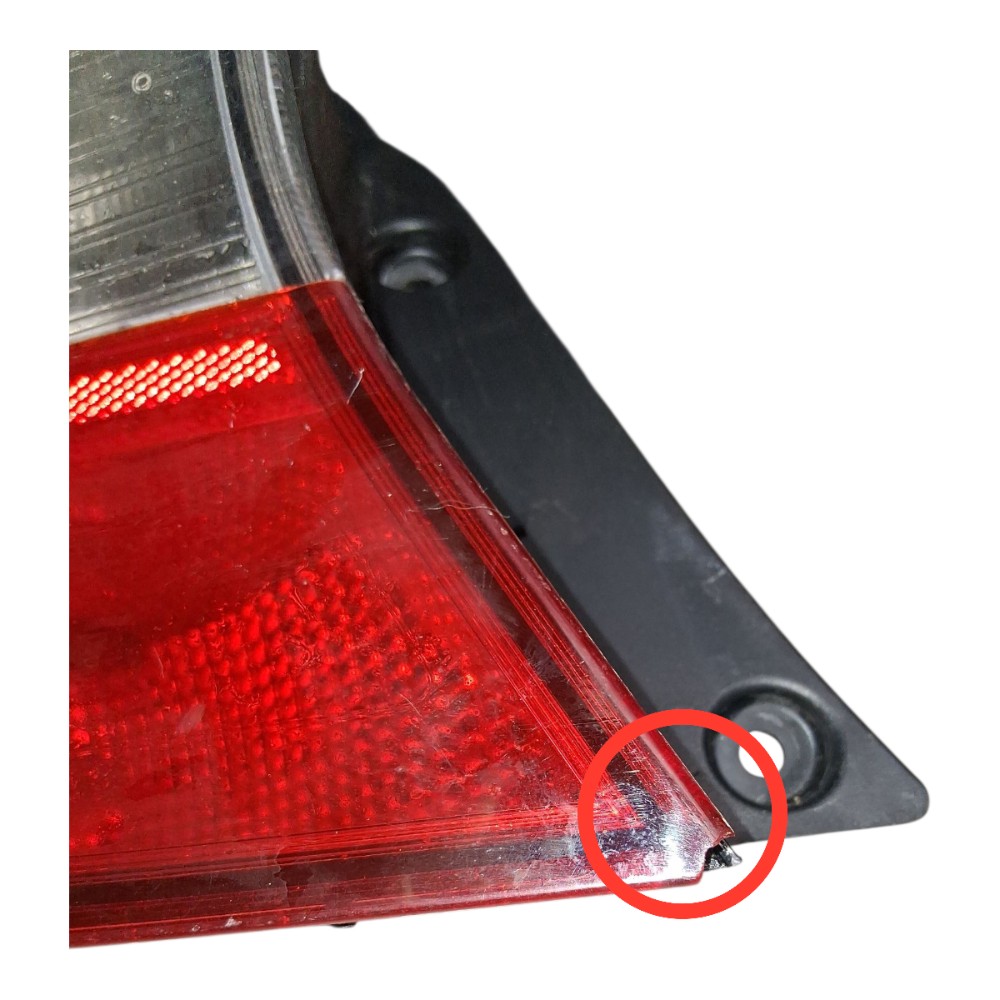 lanterna traseira esquerda Ford Ka Hatch 2015 a 2021 6