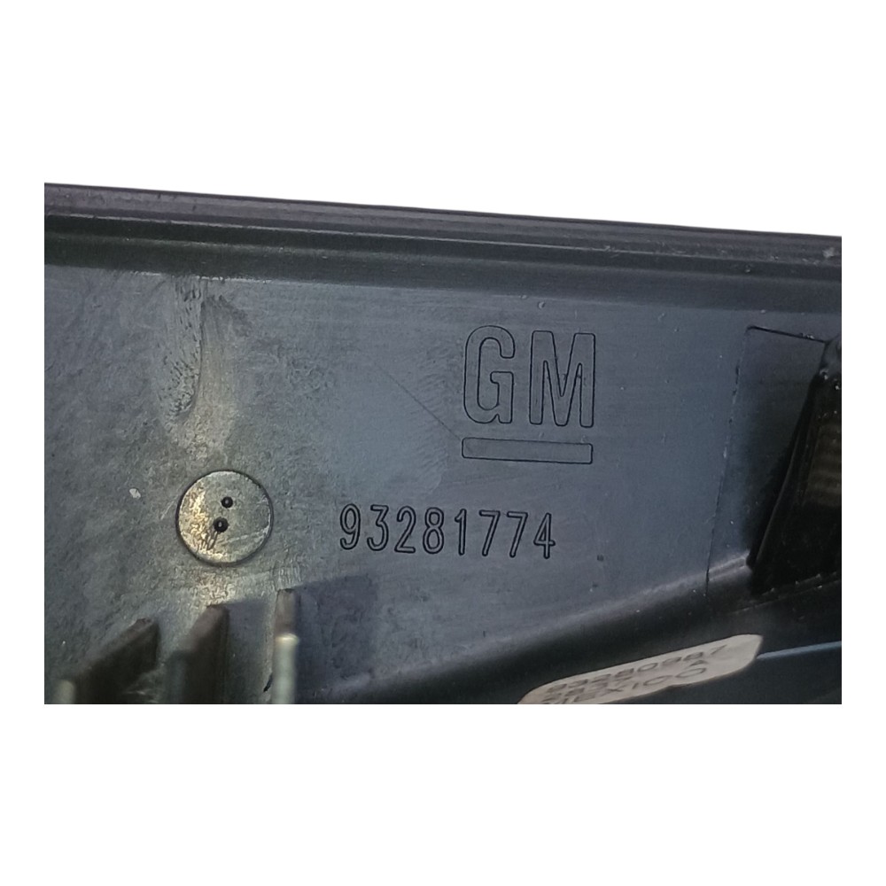 Moldura Botão Vidro Elétrico Diant Dir Gm Corsa 1995 À 2009 6