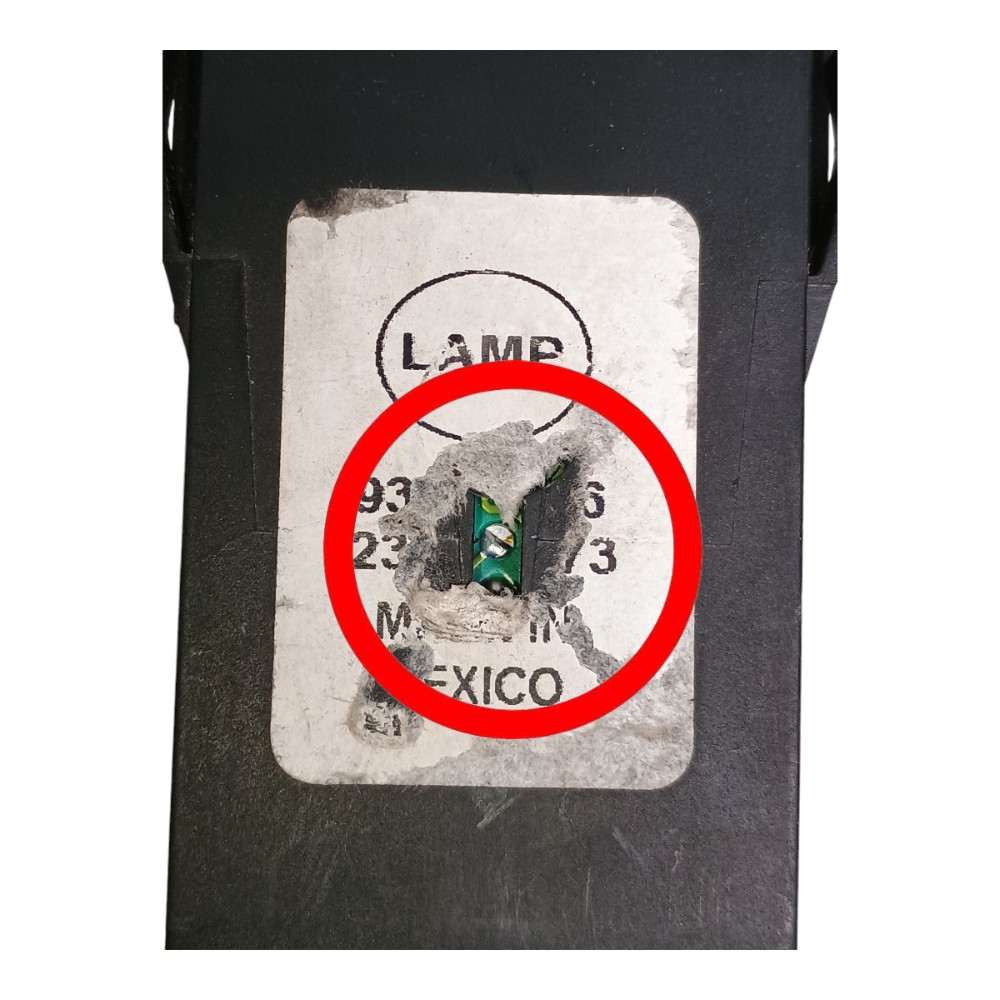 Interruptor Desembaçador Gm Blazer 1996 A 2000 Com Detalhe 6