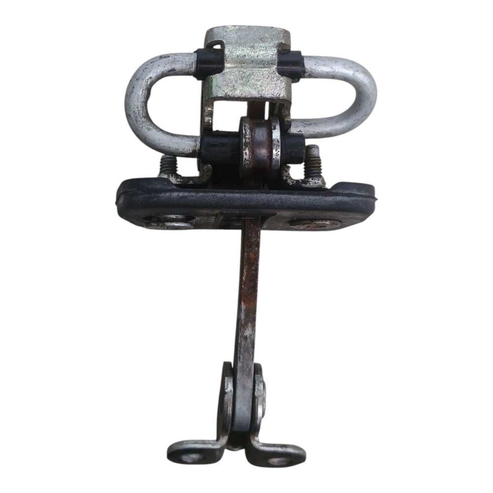 Limitador Porta Traseira Direita Fiat Idea Attractive 2013 1